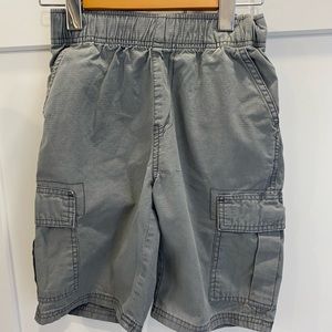 Boy’s summer short pant 2 pieces 10$from children’s place in size 10 Ajustable